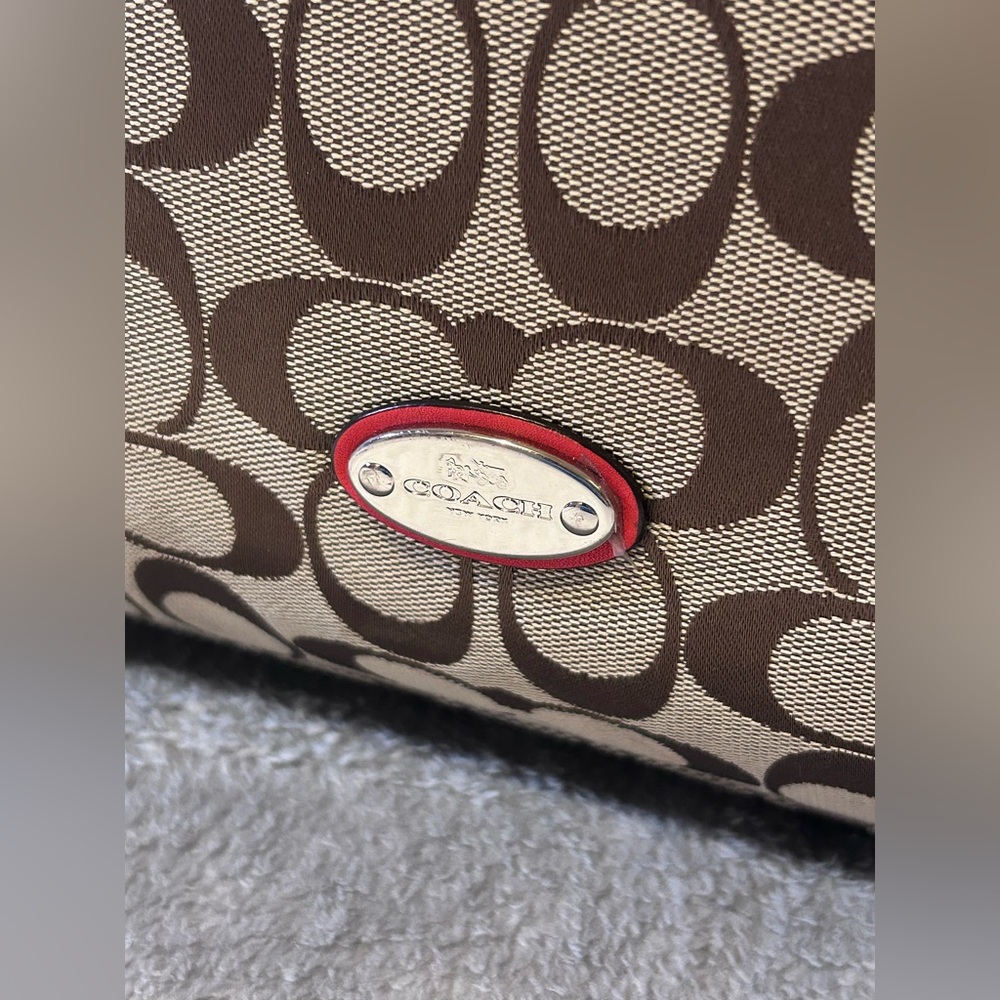 Coach Celeste Signature Hobo - Picture 4 of 15